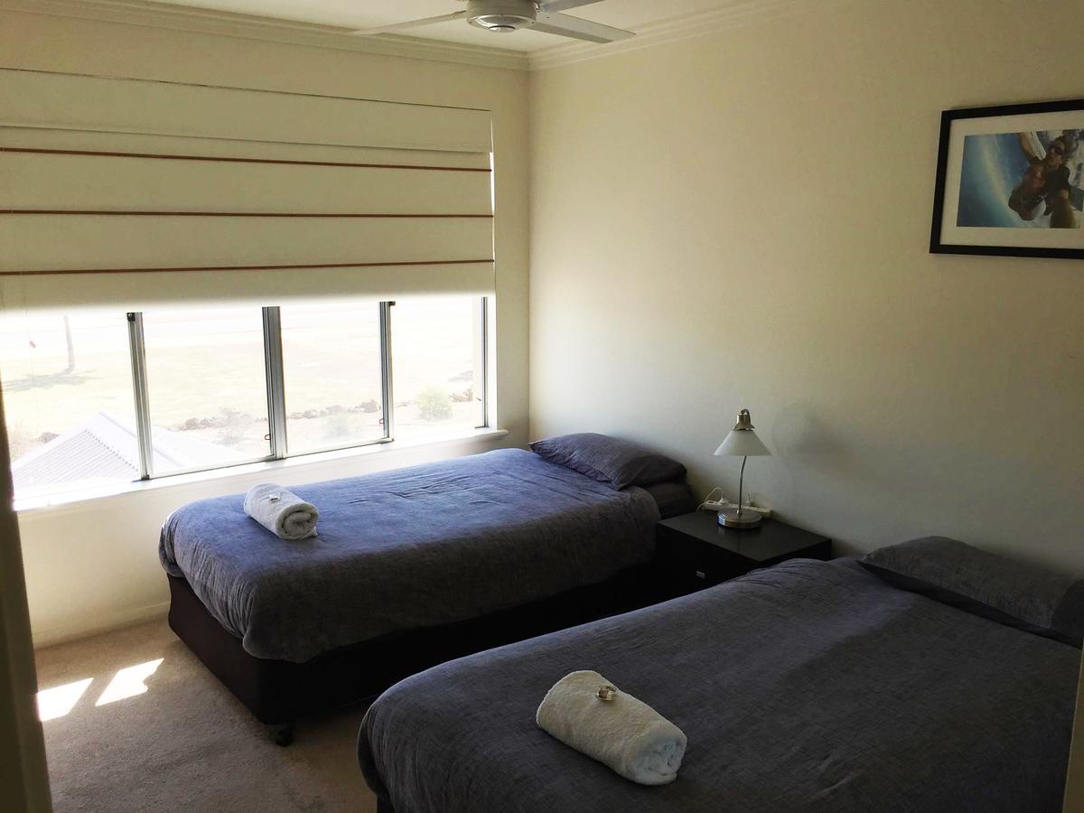 Blue Sky Apartment Jurien Bay Bagian luar foto